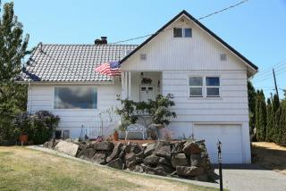 240 Bridge Way, Everett, WA 98201-1132