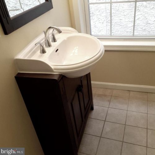 115 Manton St, Philadelphia PA 19146-3811 exterior