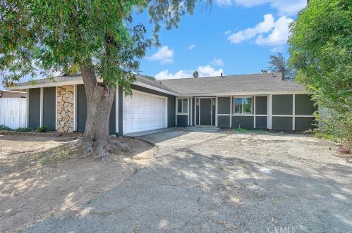 11250 Kern Pl, Riverside, CA 92505-2509