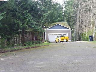 18707 Rampart Dr, Yelm WA  98597-9381 exterior