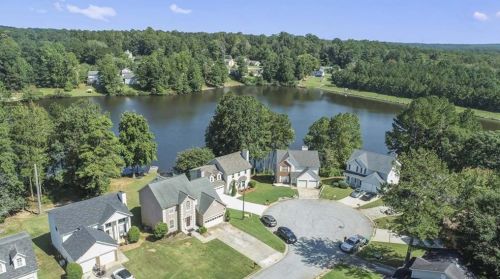 878 Shore Dr, Lithonia, GA 30058-9006