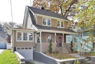 50 Van Ness Ave, Rutherford, NJ 07070-2710