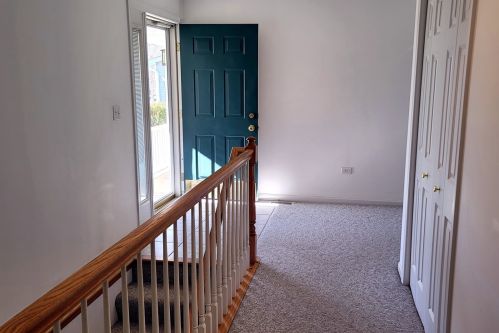 204 Julie Ln, Pingree Grove IL  60140-8379 exterior
