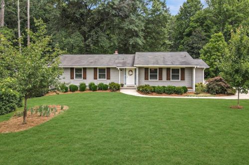 6639 Cherry Tree Ln, Atlanta, GA 30328-3320