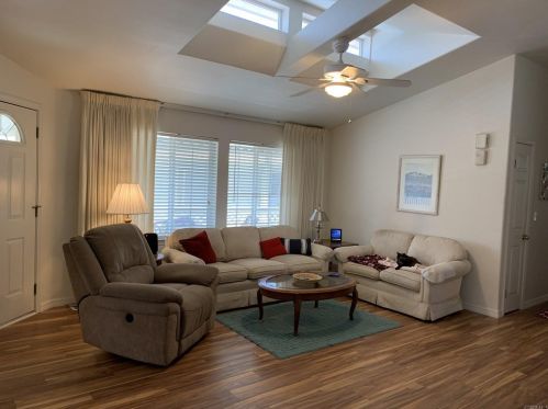 3458 Don Arturo Dr, Carlsbad, CA 92010-3905