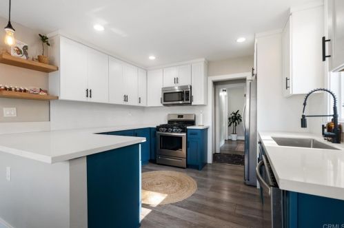 835 Phillips St, Vista CA  92083-7108 exterior