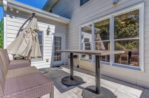 321 Mansfield Way, Stockbridge GA  30281-1579 exterior