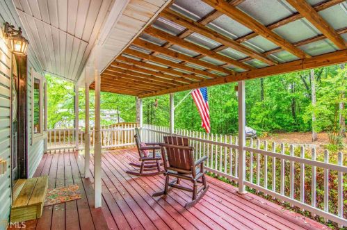 190 Rosemary Dr, Dawsonville, GA 30534-2955