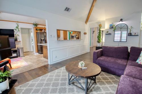 4020 Virginia Pne Dr, Carrollton TX 75007-1050 exterior