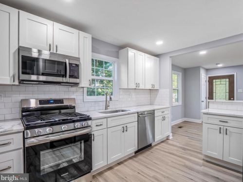 11816 College View Dr, Silver Spring MD  20902-2343 exterior