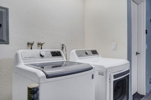726 Kellogg St, San Marcos CA  92078-7300 exterior