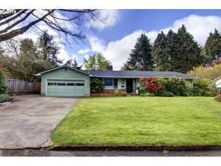 2668 Jeppesen Acres Rd, Eugene OR  97401-7458 exterior