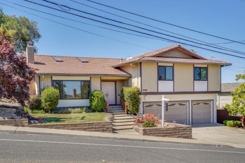 3280 Melendy Dr, San Carlos, CA 94070-3511
