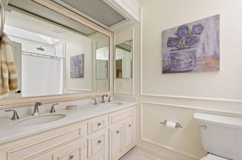 5700 Lake Island Dr, Atlanta GA  30327-4836 exterior