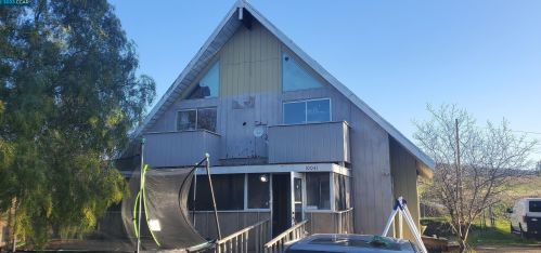 10041 Tesla Rd, Livermore, CA 94550-9725