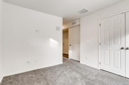 26198 Maple Dr, Aurora CO 80018 exterior