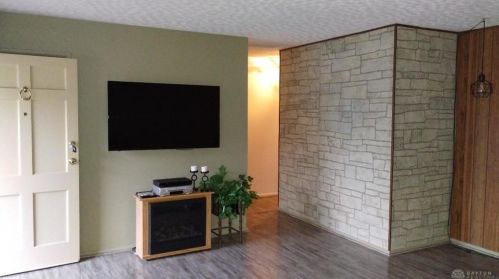2065 Center Blvd, Springfield, OH 45506-3546