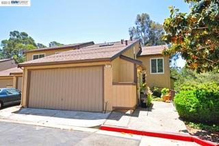 1881 Chantilly Ln, Hayward, CA 94541-6834