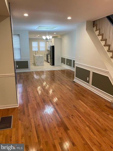 5732 16th St, Philadelphia PA  19141-1702 exterior