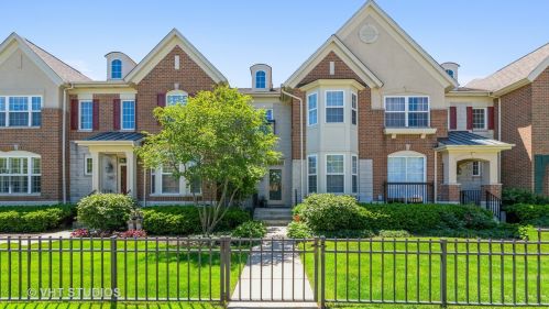 705 Central Ave, Bannockburn, IL 60015-4310
