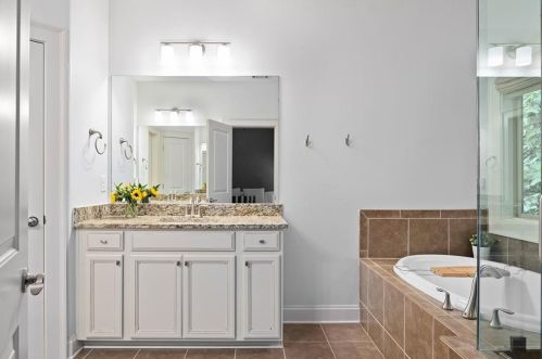 2113 Elvan Cir, Atlanta GA  30317-1307 exterior