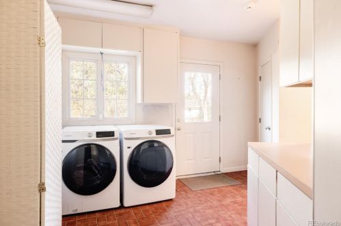 3360 Columbine Cir, Englewood CO 80113-7605 exterior