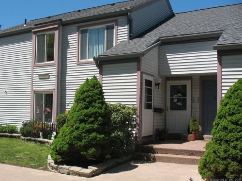 60 Candlewood Dr, Wapping CT  06074-2610 exterior