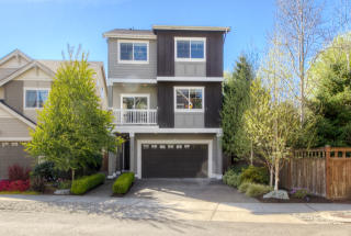 799 6th Ave, Bellevue, WA 98029-5434