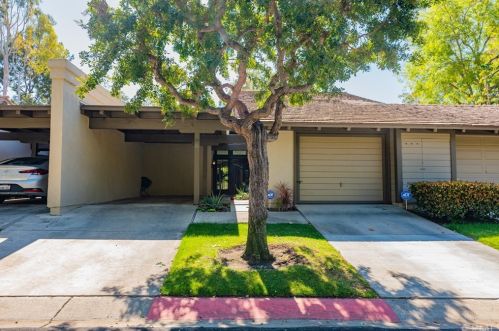 29 Montanas Este, Irvine, CA 92612-4674