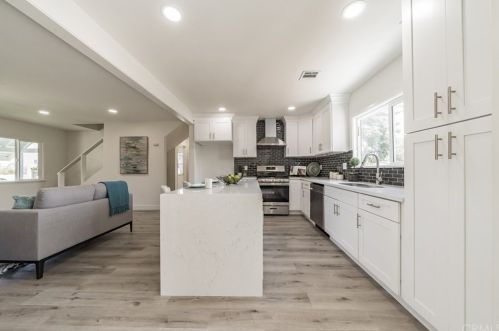 20635 Mariposa Ave, Torrance CA  90502-1423 exterior
