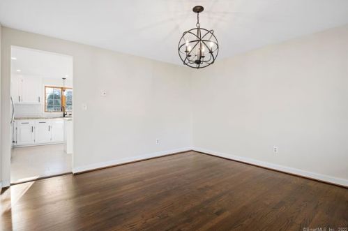 20 Summit Dr, Wapping CT  06074-3742 exterior