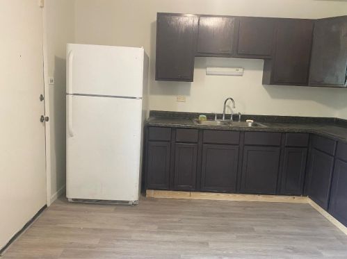 16346 Winchester Ave, Dixmoor IL  60428-5636 exterior