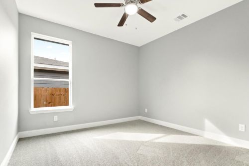 1524 Langston St, Fort Worth TX  76105-2723 exterior