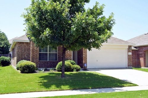 1123 Blue Jay Dr, Aubrey, TX 76227-3502