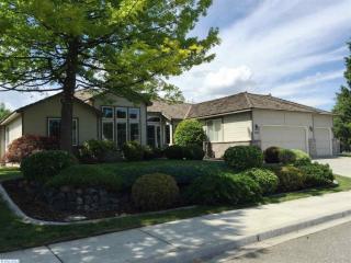 2924 Keller Pl, Kennewick, WA 99337-2521