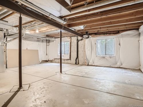 5224 Dearborn St, Denver CO 80011-6922 exterior