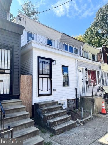 6124 Larchwood Ave, Philadelphia, PA 19143-1006