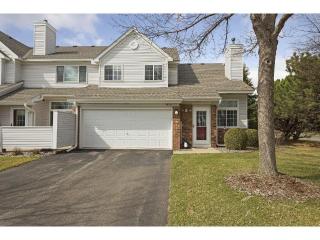 1939 Ruby Ct, Saint Paul, MN 55122-2175