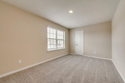 304 Lowery Oaks Trl, Fort Worth TX  76120-1722 exterior