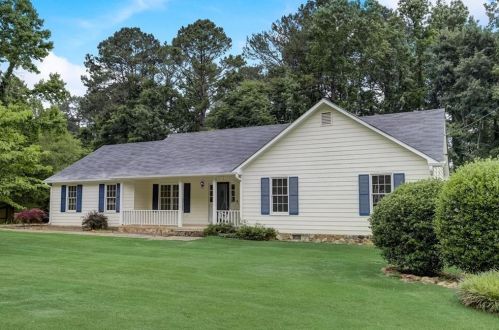 490 Cowan Trl, Stockbridge GA  30281-2853 exterior