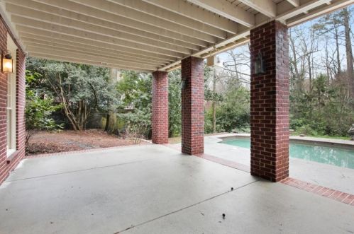 2938 Habersham Way, Atlanta GA  30305-2800 exterior