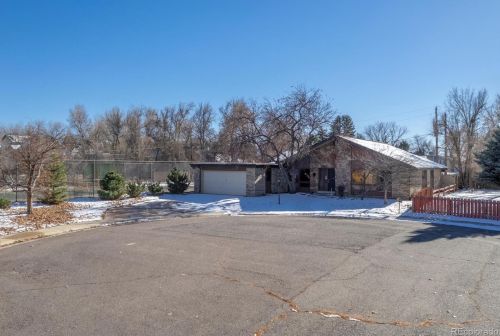652 Magnolia St, Denver CO  80220-6036 exterior