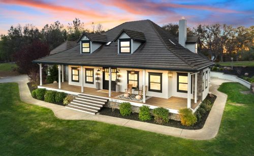 13455 Moss Rock Dr, Auburn, CA 95602-9381