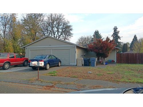543 16th St, Lebanon, OR 97355-1328