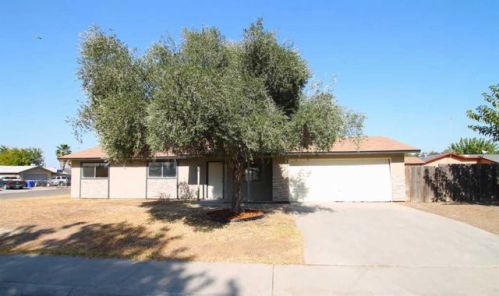 2338 North Ave, Corcoran, CA 93212-1567