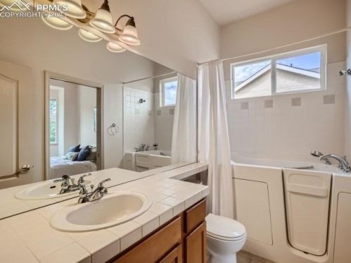 784 Saber Crk Dr, Woodmoor CO 80132-6060 exterior