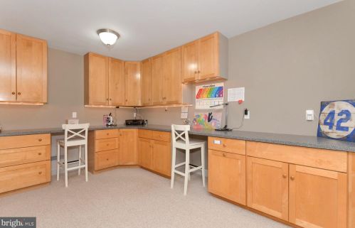 12 Governors Ln, Princeton NJ  08540-3667 exterior