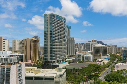 383 Kalaimoku St, Honolulu HI  96815 exterior