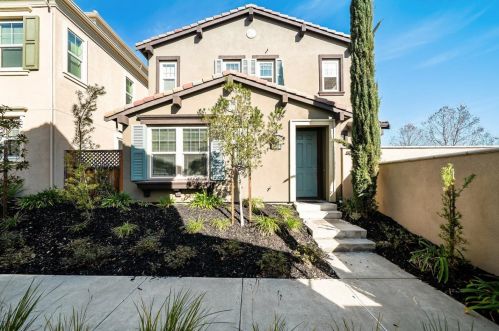 3192 Vittoria Loop, Pleasanton, CA 94568