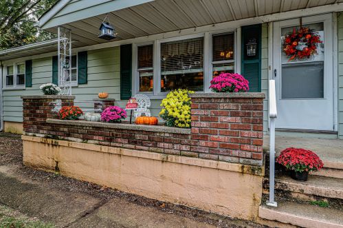 723 Palmer Ave, Holmdel Village, NJ 07733-1062